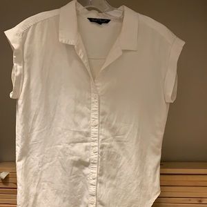 Shortsleeve Pleated Detail Top